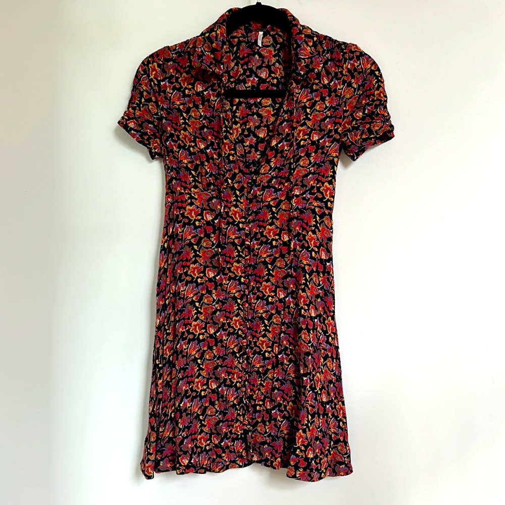 1970s-floral mini dress
